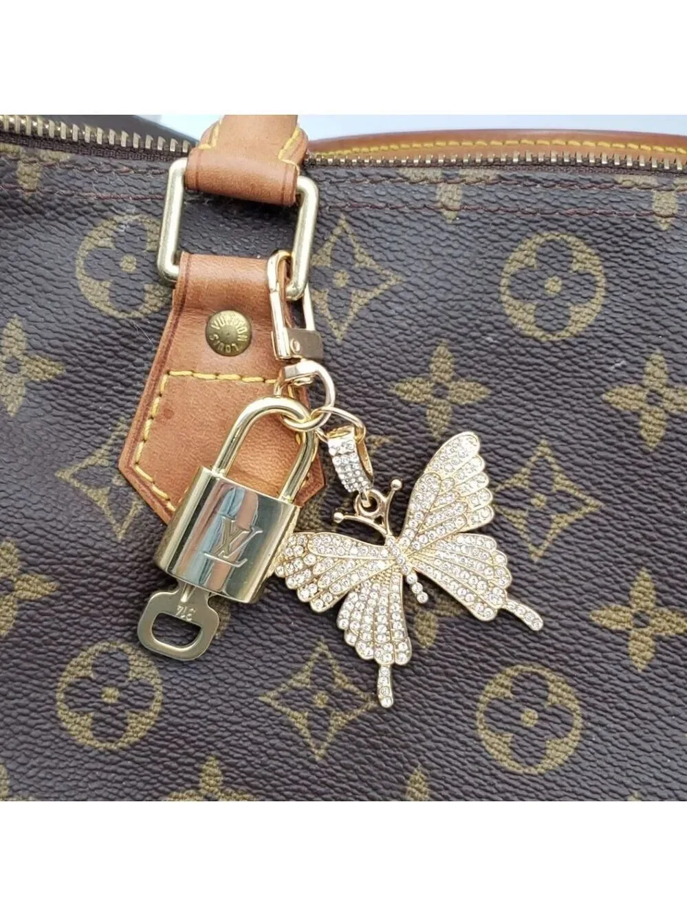 LV Gold Padlock & Key 🔒 Authentic Louis Vuitton Bag Unbranded Butterfly Charm